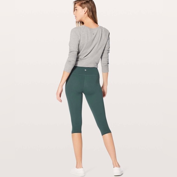 Lululemon Wunder Under High-Rise 1/2 Tight - Picture 3 of 10